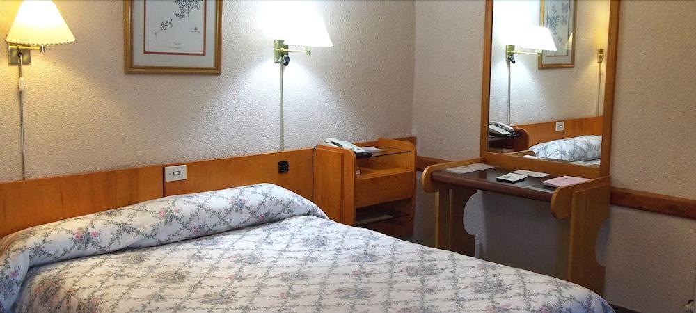 Hotel Tehuelche إيسكيل المظهر الخارجي الصورة