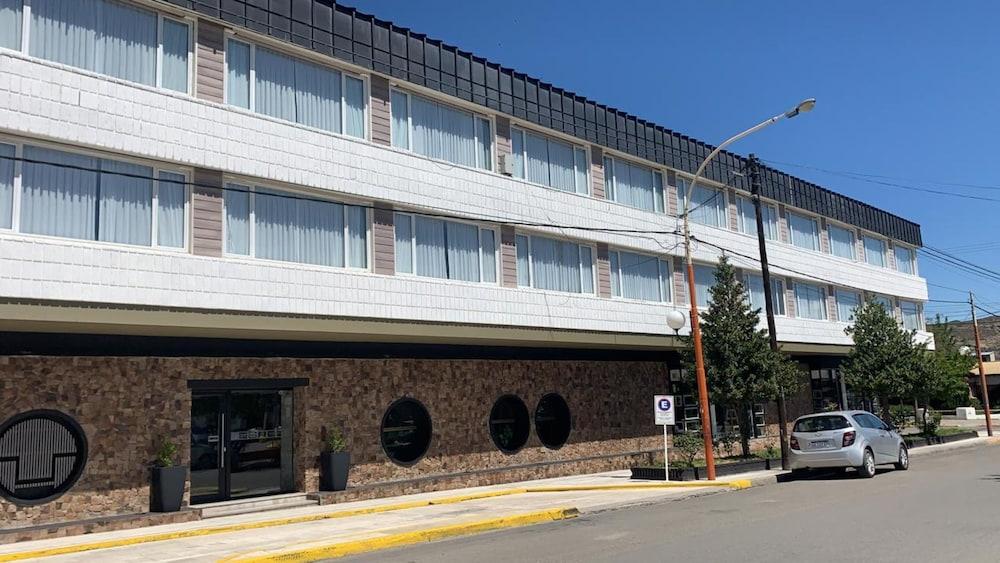 Hotel Tehuelche إيسكيل المظهر الخارجي الصورة